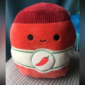 NWT S8 Illia the Hot Sauce by Squishmallows!